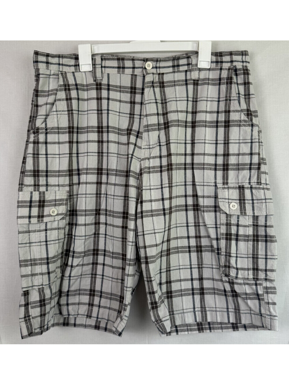 AIRWALK Grunge Plaid Gray/White Cotton Cargo Shorts Mens Sz 38 - Skater